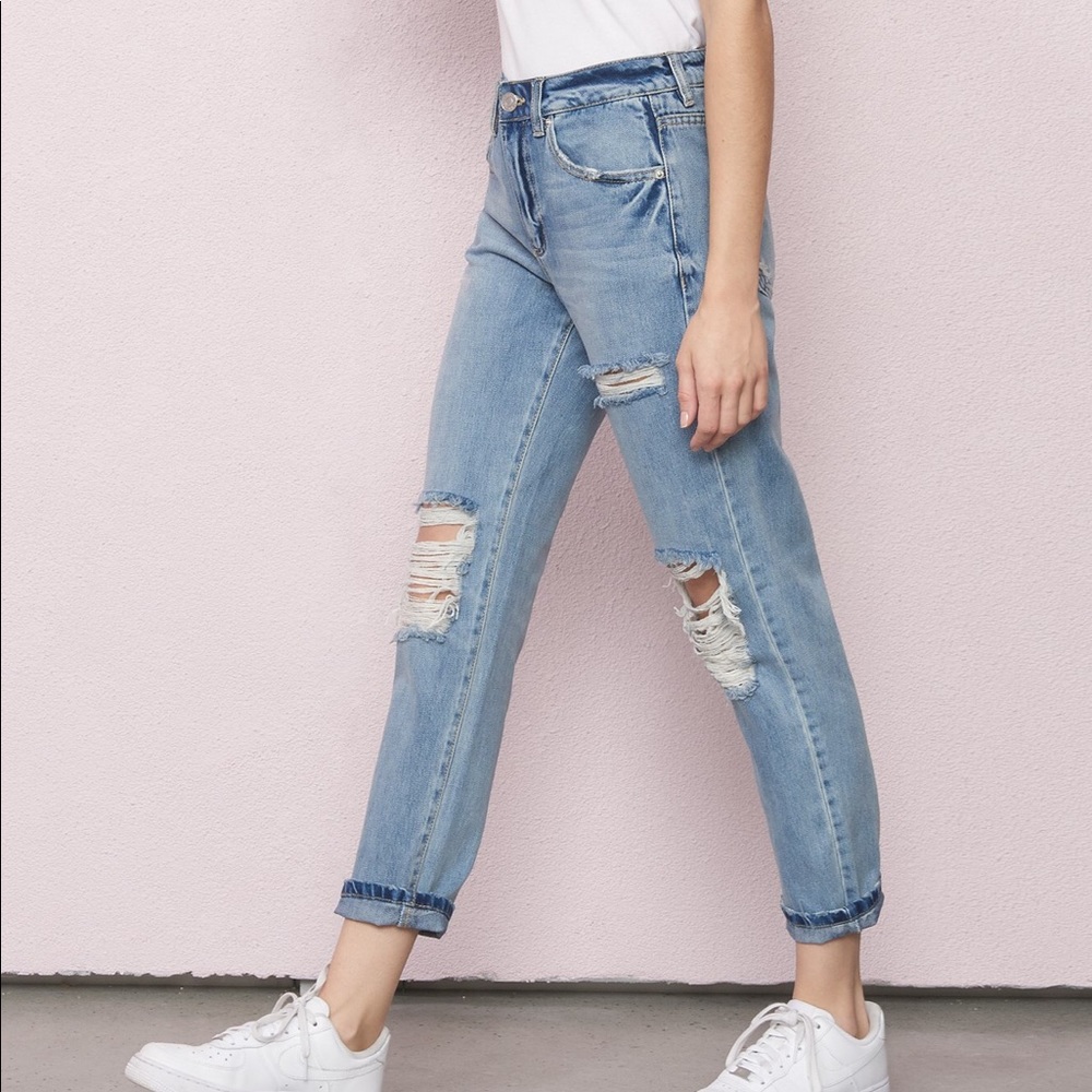 Garage Dakota Blue Mom Jean